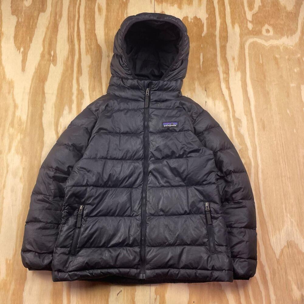 Patagonia Boys’ Hi-Loft Down Sweater Hoody – Black - Boy's S